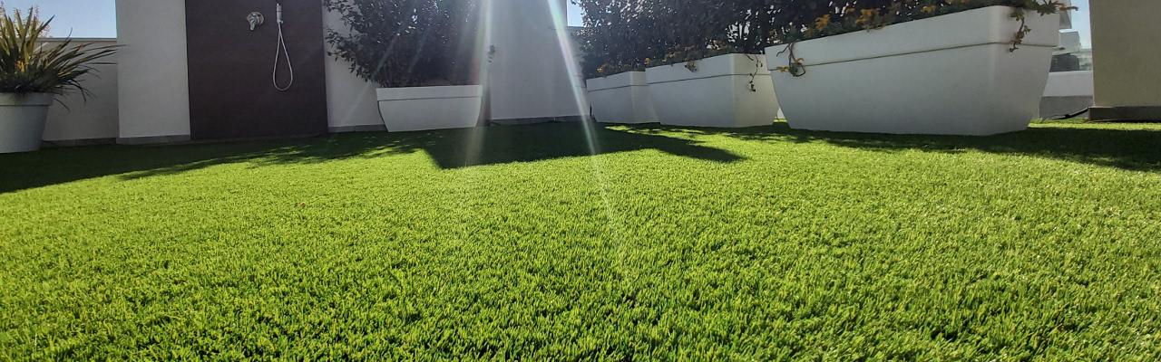 Césped artificial en espacios públicos en Torrejón de Ardoz